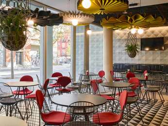 CHARLIES CORNER restaurant picture