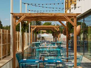 LES CABANES restaurant picture